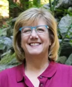 Juli Peterson-Lee